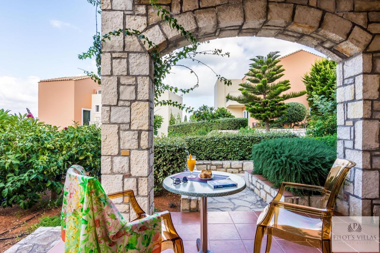 Pilot'S Villas Luxury Suites Херсониссос Экстерьер фото