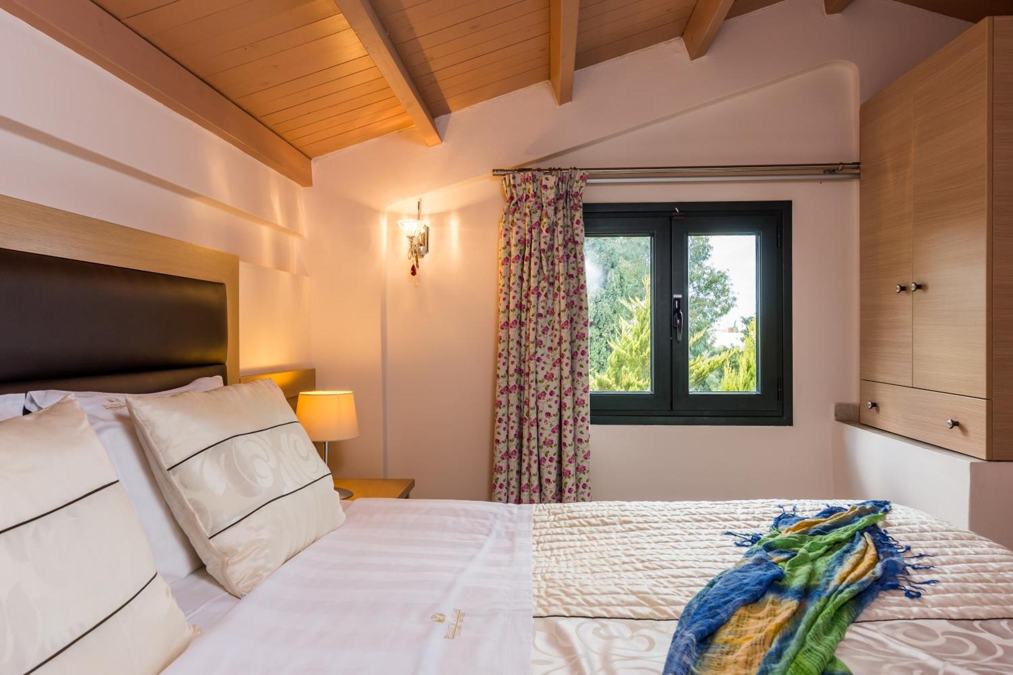 Pilot'S Villas Luxury Suites Херсониссос Экстерьер фото
